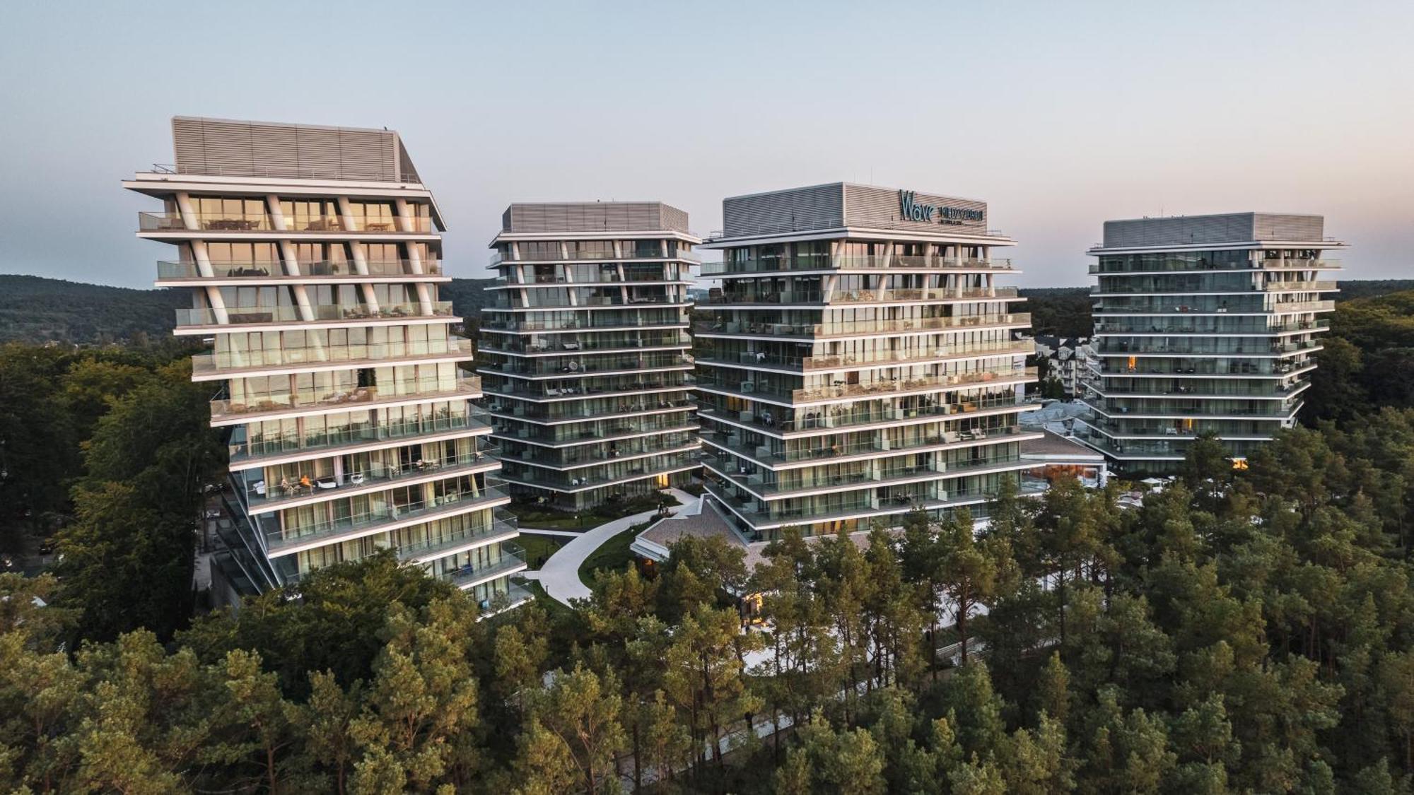 Prywatne Apartamenty Sun & Snow W Wave Z Basenem Misdroy Exterior foto